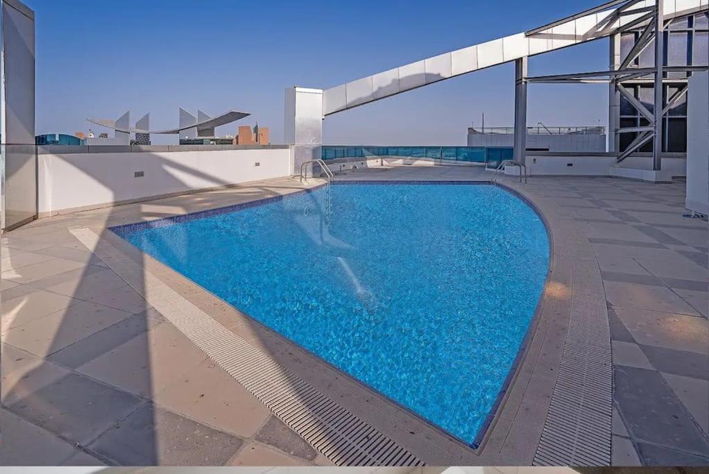 Book Me! 3 Bedroom Apartment Beach Front Абу-Даби Экстерьер фото